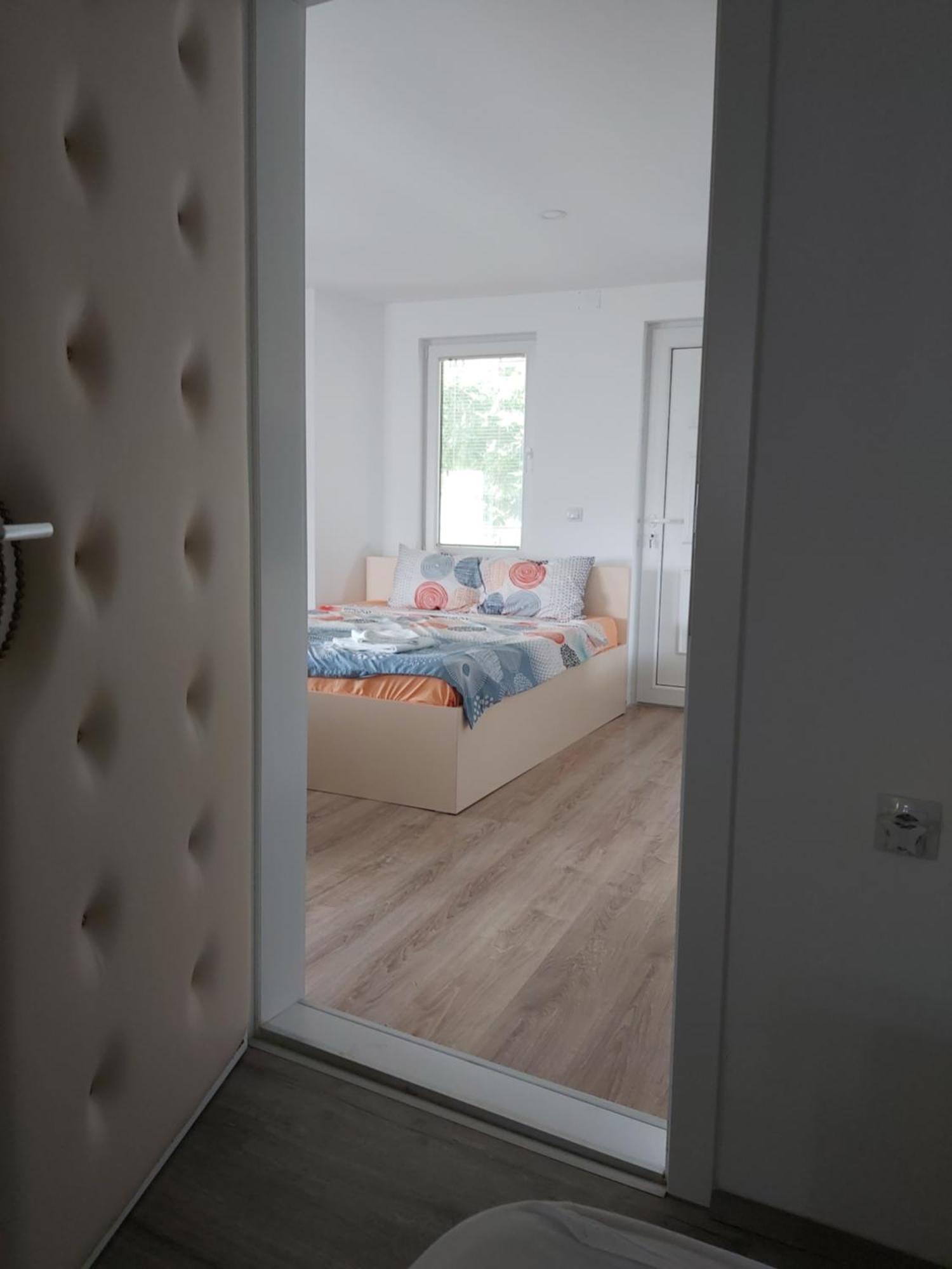 View Topia Apartments 奥赫里德 外观 照片