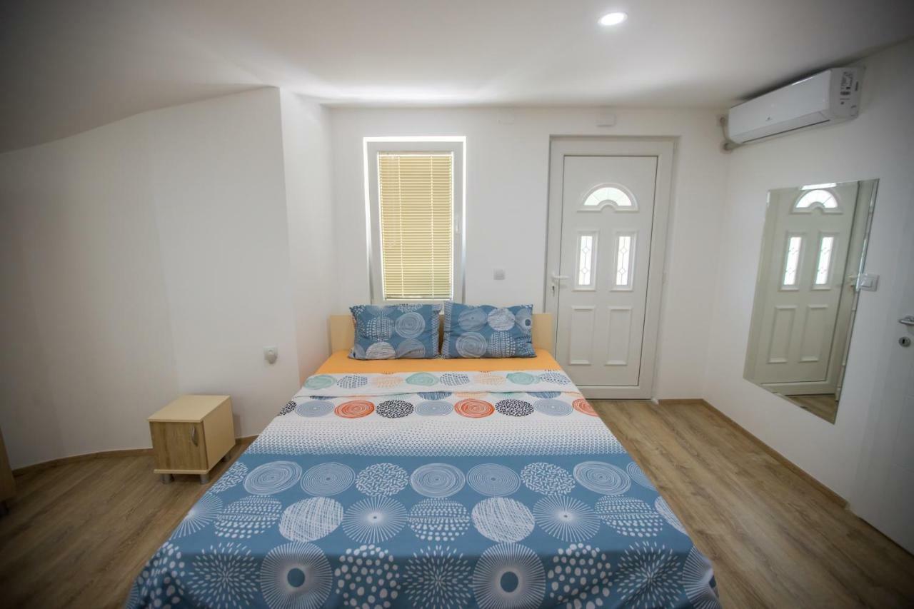 View Topia Apartments 奥赫里德 外观 照片